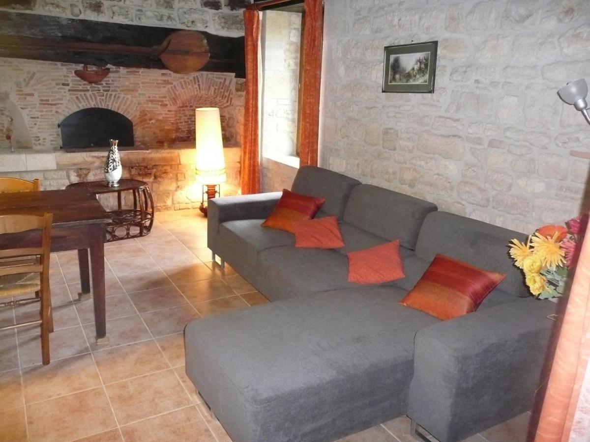 Gite La Chapelle Nailhac Exterior foto